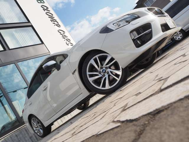 ���Ԃ̏�ԂŋC�ɂȂ镔�����������܂�����A���[���ɂČf�ڒ��ȊO�̉摜�⓮��������肷�邱�Ƃ��\�ł�!�J�[�Z���T�[�o�R�ɂĂ��₢���킹�������A���ڃ��[��:world_clovercars@yahoo.co.jp�܂ł��A����������