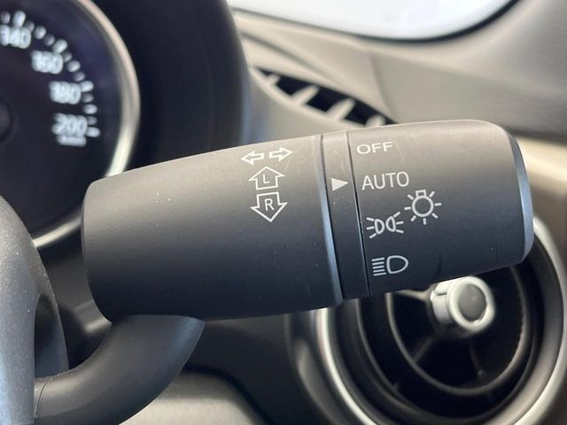 �y�I�[�g���C�g�z����̖��邳�ɉ����Ď����Ńw�b�h���C�g�̓_���E�������ł���@�\�ł�!���C�g�̕t���Y��E�����Y��Ȃǂ������Ȃ�A�J�̓���[���̑��s�����S!�g���l���ʉߎ����֗��ł��ˁ�