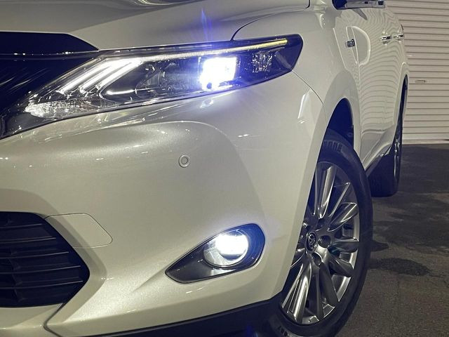 �yLED�w�b�h���C�g�z���V����ԑ��s�����ǍD�Ȏ��E���m�ۂ����S���ĉ^�]�ł��鍂�P�xLED�w�b�h���C�g�𑕔�!�_�����x�������A����d�͂��}�����Ă��܂��B