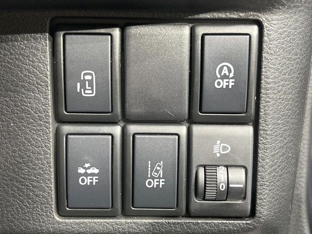 【パワースライドドア】スマートキーや運転席のスイッチでスライドドアの開閉が可能♪電動だから力を入れてドアを開ける必要が無く、小さいお子様でも、重い荷物を持っている時もラクに開け閉めできます♪