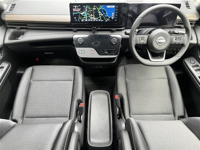 セレナ1.4 e-POWER ハイウェイスターV