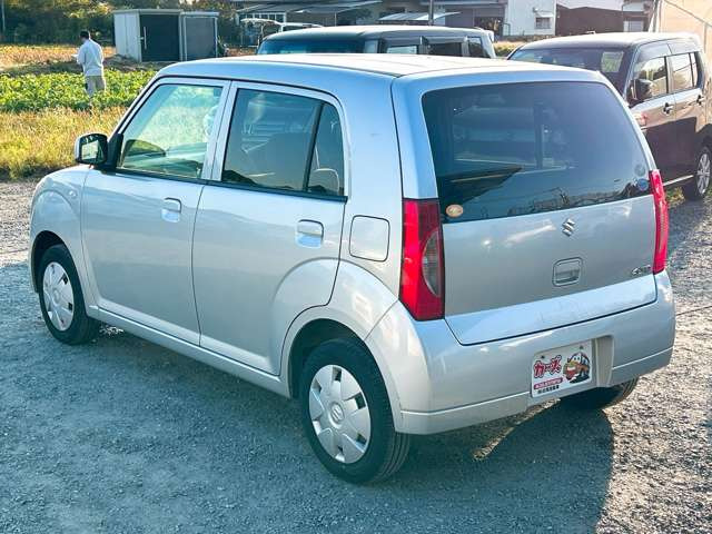 ���X�ł͌y�����Ԃ��畁�ʎԂ܂ŕ��L���I�[�����[�J�[�̎Ԏ�E�F�E�O���[�h��L�x�ɑ����Ă���܂��B