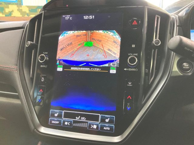 �y�t�����g&�T�C�h&�o�b�N�J�����z�h���C�o�[���猩�ɂ������p�������f���Ŋm�F�ł���J�������e���ɑ����B���ʂ��������Ȃ��ꏊ��Z��W�n�Ȃǂ��^�]���邱�Ƃ������l�ɂ������߂̈��S�����ł��B