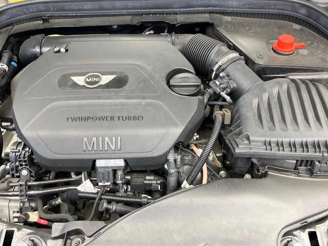 �����X�ł́A�e���[�J�[�̐�p�f�f�e�X�^�[�𓱓��B���Ǝ��i�����e�N�j�J���X�^�b�t���풓���Ă���܂��̂ŁA������̍ۂɂ����S���Ă����p���������܂��B