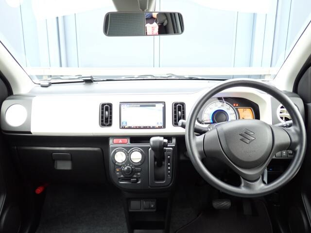 インパネ画像になります。車内は専門業者にて室内クリーニング施工済みなので、大変清潔です。