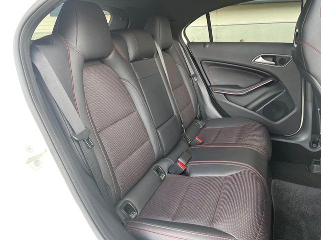 ���㕔���Ȃ��C�ɂȂ�悤�ȃL�Y�E�����ւ��蓙�A�傫�ȃ_���[�W�͂Ȃ��A�ǍD�ȏ�Ԃł��B