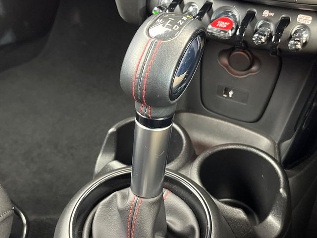 ��MT���[�h�t��AT:�ʏ�͎����ł����Ȃ���ϑ�(�M�A�`�F���W)���h���C�o�[�̑���ɂ���ĈӐ}�I�ɕς�����V�X�e���ł��B����w���i�̃h���C�u�����y���݂��������܂�!