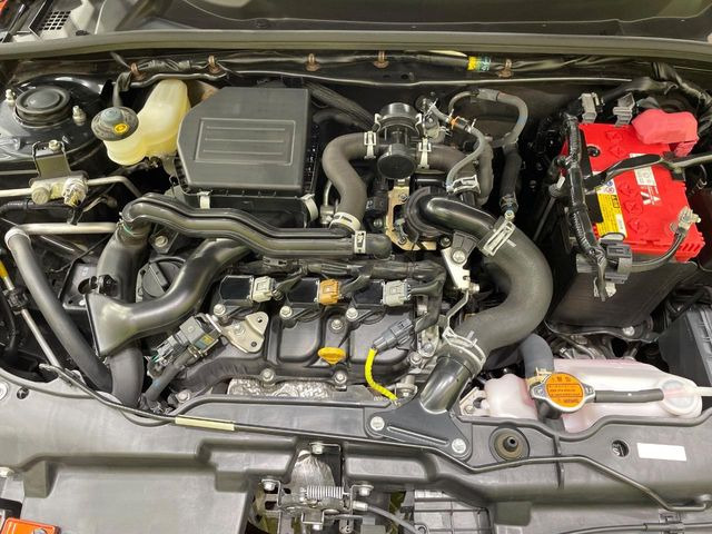 親切・丁寧な専門メカニックスタッフが応対!・車検・点検整備・事故等の修理などアフターサービスも安心。お車のカスタマイズもネクステージのサービススタッフまでご相談ください!