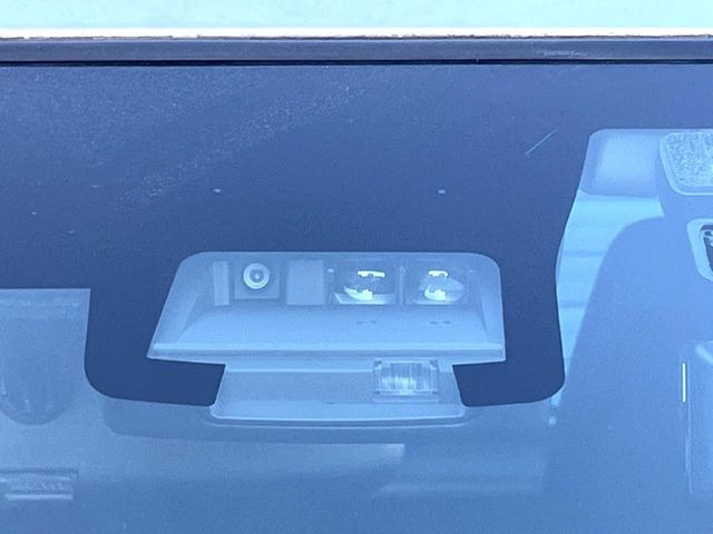 �y�g���^�Z�[�t�e�B�Z���X�z���s���ɑO���̎ԗ�����F�����A�Փ˂������Ȏ��͌x��ƃu���[�L�ŏՓˉ���Ɣ�Q�y�����A�V�X�g�B�����S�Ƀh���C�u�����y���݂��������܂��B