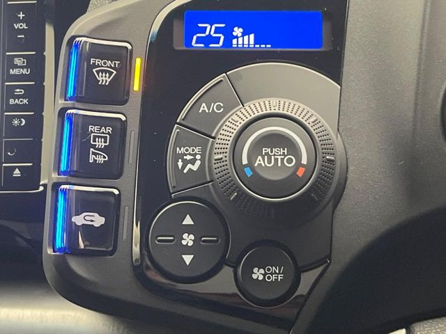 �y�I�[�g�G�A�R���z��x���D�݂̉��x�ɐݒ肷��΁A�ԓ��̉��x�����m�����ʂ≷�x�������Œ����B����&hellip;����&hellip;�Ɖ��x���X�C�b�`���������K�v�͂���܂���B���K�Ȏԓ���Ԃɂ͕K�{�̋@�\�ł��ˁ�