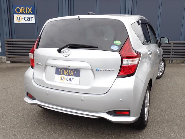 �����r���[�̉摜�ɂȂ�܂��B�I���b�N�X�F�蒆�ÎԂɂ́A���w��������S���Ă���肢���������߂ɁA�Ǝ��́u�I���b�N�X�F�蒆�Îԕۏ؁v�����t�����Ă��܂��B