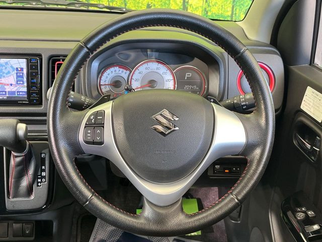 �y�����v�����X�e�A�����O�z�㎿�Ȋv���g�p���邱�ƂŁA��ɂ����������݂ƂĂ��^�]���₷���n���h���ł���