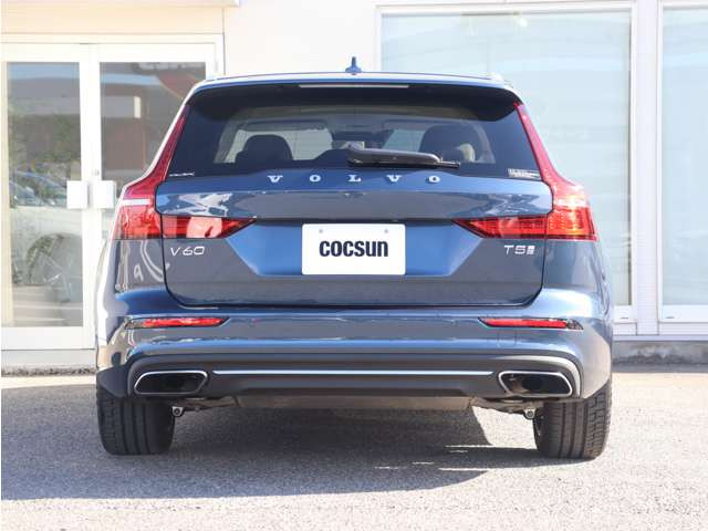 ���s�^�G���W���ɂ̓{���{�̔F�؂��擾����MOTUL�̍����I�C��SPECIFIC RBS0-2AE(0W-20)���g�p���܂��B