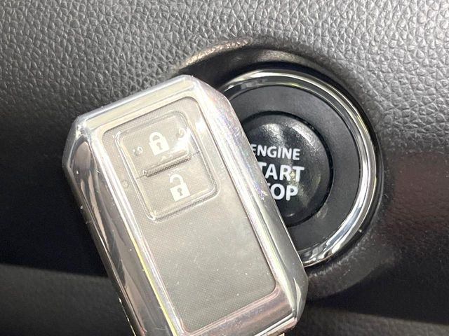 �y�L�[���X�X�^�[�g�V�X�e���z�J�o����|�P�b�g�ɓ��ꂽ�܂܂ł��h�A�̎{���E�������\�ȃX�}�[�g�L�[�𑕔��B�G���W���̃I���E�I�t�����J�M�����o���K�v����������Ƃ��Ă��֗��ł���