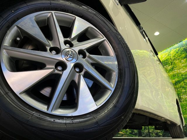 �y����16�C���`�A���~�z�C�[���z�O�ςɃ}�b�`���������A���~�z�C�[���𑕒����Ă���܂��B�e��ЊO�A���~�z�C�[����A�X�^�b�h���X�^�C�����戵�����Ă���܂��B���񂲑��k����������