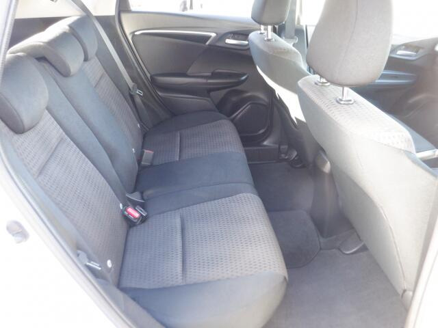 リヤシートも状態良好♪是非一度ご来店いただき、実際に座ってみてくださいね!