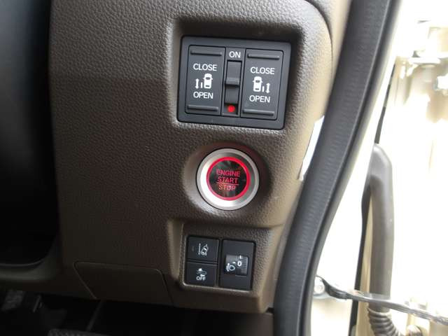 �uHONDA�̊��v�Ɓu��R��HONDA�ԁv�������Ă�����A���Ёu�c�������Ԕ̔��v�ł�!