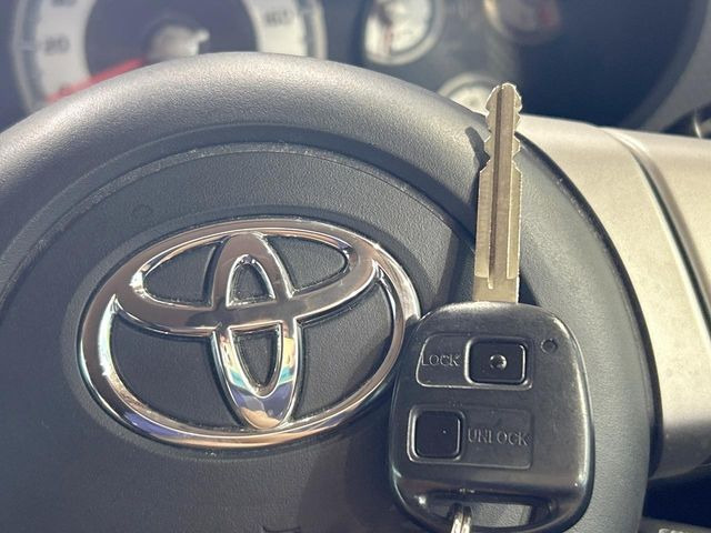 �y�L�[���X�z�������ꂽ�ꏊ����ł��{�^����Ńh�A�̊J���E�{�����ł���̂łƂ��Ă��֗�!�h�A�̌�������ɏ������邱�Ƃ�����܂����