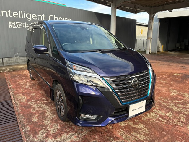 セレナ1.2 e-POWER ハイウェイスター