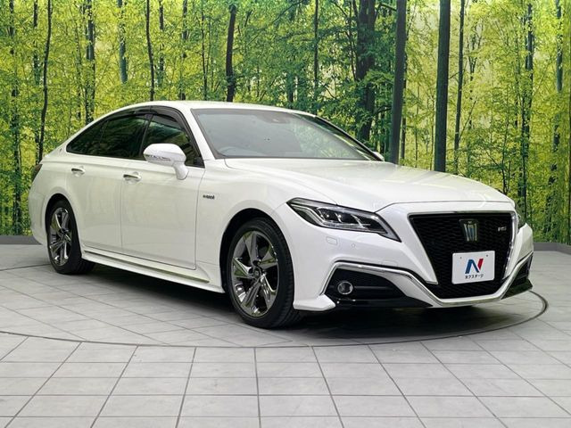 高透明度のガラス皮膜で撥水はもちろん、上質なツヤ・光沢を実現。紫外線や酸性雨から大切な愛車を保護し、色あせ・劣化を防止。「弾スプラッシュコート」、「弾プリミッサコート」からお選びいただけます。