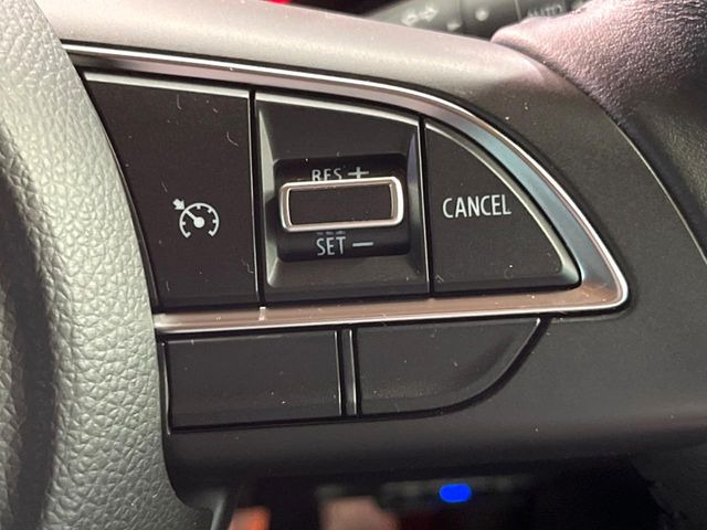 �y�N���[�Y�R���g���[���z�������H�����N���N���s�B�A�N�Z���𗣂��Ă���葬�x�ő��s���ł��A�������^�]���̕��S���y��!�����E�������ȒP�ȃX�C�b�`����Œ����ł��܂��B