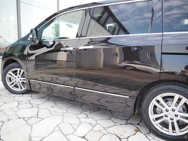 【良質かつ格安のお車をご提供する】が当店の最大のモットー。人と人との出会いを大切に致します。■クローバーカーズ TEL:0078-6002-236942■