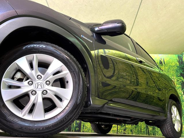 【純正16インチアルミホイール】外観にマッチした純正アルミホイールを装着しております。各種社外アルミホイールや、スタッドレスタイヤも取扱いしております。是非ご相談ください♪