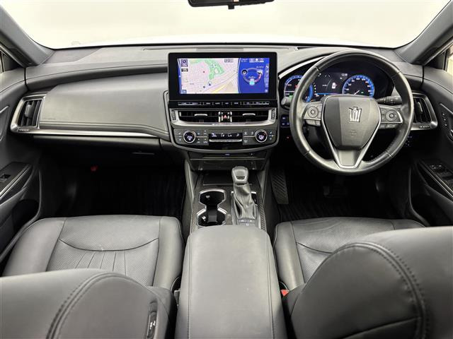 クラウンハイブリッド 2.5 RS アドバンス