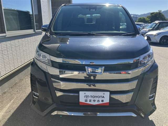 ノア1.8 ハイブリッド Si W×B II