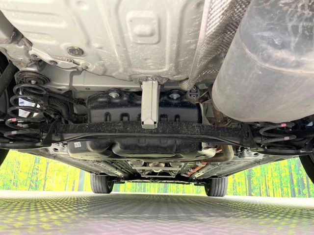 下回りがきれいなうちに、防錆加工の施工がオススメ。降雪地域はもちろん、沿岸部にお住いの方や、趣味でマリン・ウィンタースポーツをされる方にご好評いただいております。