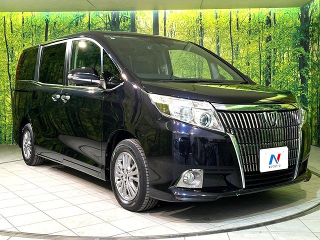 高透明度のガラス皮膜で撥水はもちろん、上質なツヤ・光沢を実現。紫外線や酸性雨から大切な愛車を保護し、色あせ・劣化を防止。「弾スプラッシュコート」、「弾プリミッサコート」からお選びいただけます。