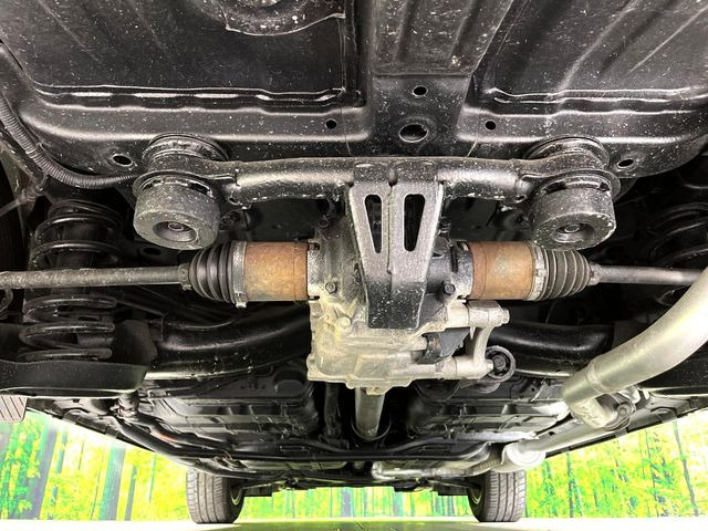 下回りがきれいなうちに、防錆加工の施工がオススメ。降雪地域はもちろん、沿岸部にお住いの方や、趣味でマリン・ウィンタースポーツをされる方にご好評いただいております。