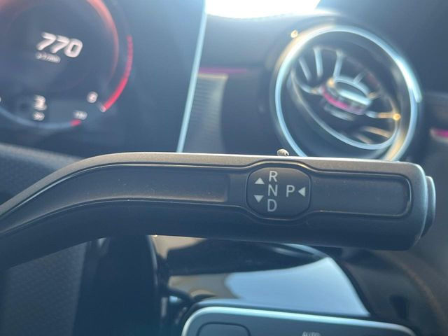 ●シフトノブの使用感も少なく、良好な状態です。