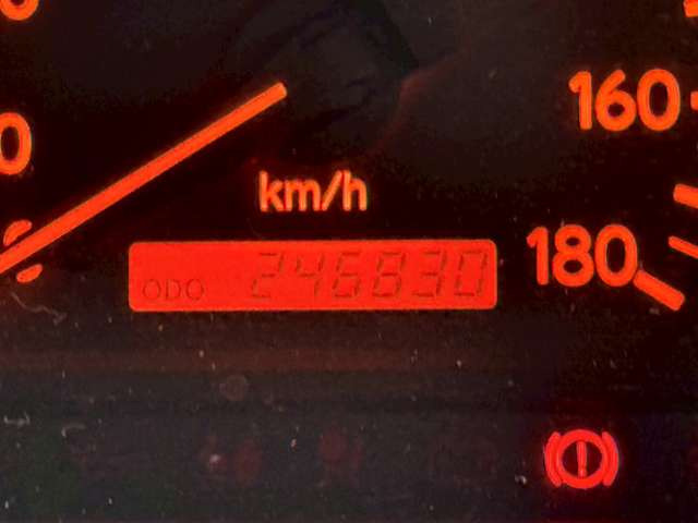 �C�ɂȂ邨�Ԃ�����܂�����E�̓d�b�ԍ����璼�ڂ��X�ɂ��₢���킹���������B�x�����@����ԗ����A��Ԃ܂łȂ�ł������������Ē����܂��B�X�^�b�t�ꓯ���A�����҂����Ă���܂��B