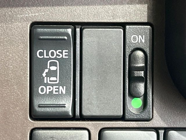 �y�p���[�X���C�h�h�A�z�X�}�[�g�L�[��^�]�Ȃ̃X�C�b�`�ŃX���C�h�h�A�̊J���\���d��������͂����ăh�A���J����K�v�������A���������q�l�ł��A�d���ו��������Ă��鎞�����N�ɊJ���߂ł��܂���