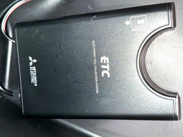 【ETC】高速道路の料金所をストレスなく通過!話題のスポットやサービスエリアに多い「スマートIC」利用時は必須のアイテムです。当店でセットアップを実施、ご納車当日からすぐにご利用いただけます!