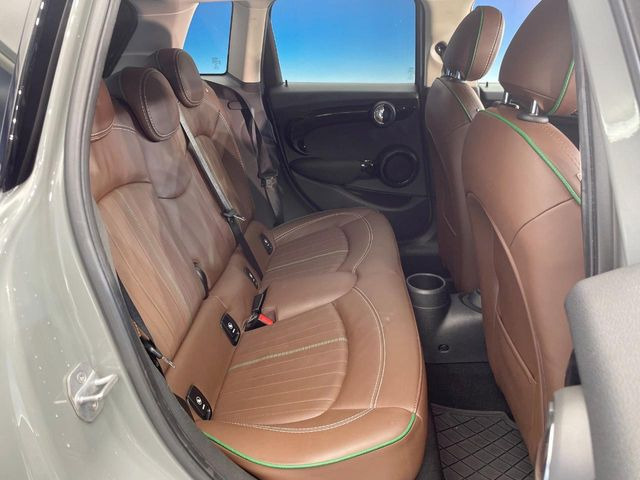 ���㕔���Ȃ��C�ɂȂ�悤�ȃL�Y�E�����ւ��蓙�A�傫�ȃ_���[�W�͂Ȃ��A�ǍD�ȏ�Ԃł��B