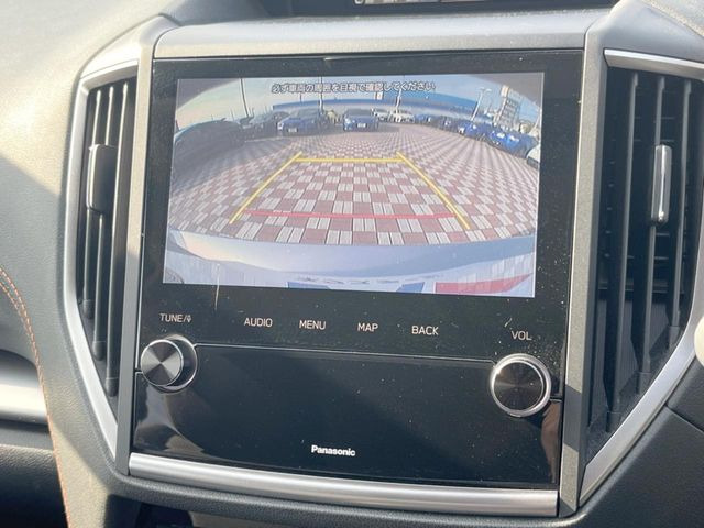 �y�t�����g&�T�C�h&�o�b�N�J�����z�h���C�o�[���猩�ɂ������p�������f���Ŋm�F�ł���J�������e���ɑ����B���ʂ��������Ȃ��ꏊ��Z��W�n�Ȃǂ��^�]���邱�Ƃ������l�ɂ������߂̈��S�����ł��B