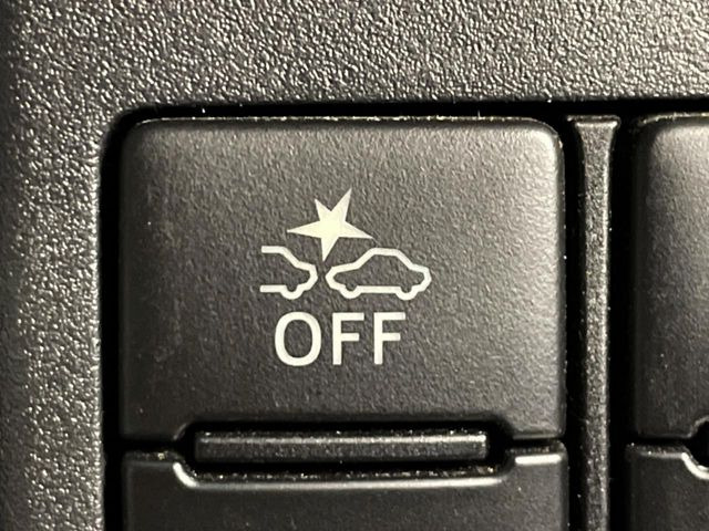 �y�X�}�[�g�A�V�X�g�z���s���ɑO���̎ԗ�����F�����A�Փ˂������Ȏ��͌x��ƃu���[�L�ŏՓˉ���Ɣ�Q�y�����A�V�X�g�B�����S�Ƀh���C�u�����y���݂��������܂��B