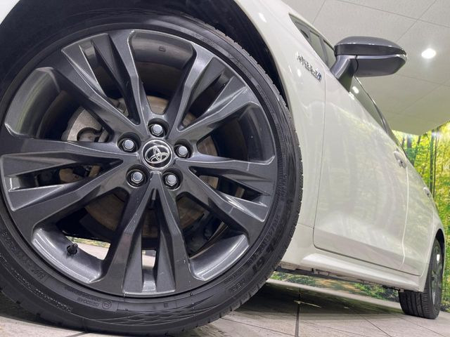 �y����17�C���`�A���~�z�C�[���z�O�ςɃ}�b�`���������A���~�z�C�[���𑕒����Ă���܂��B�e��ЊO�A���~�z�C�[����A�X�^�b�h���X�^�C�����戵�����Ă���܂��B���񂲑��k����������