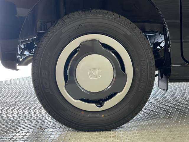 �C���f�B�I�x�R�ł͗l�X�ȃ��[�J�[�̃^�C���A�A���~�z�C�[������舵���Ă���܂�!�������X�^�b�h���X�^�C�����i���ł��񋟉\!!