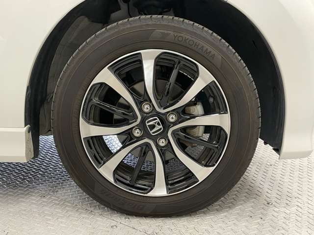 �C���f�B�I�x�R�ł͗l�X�ȃ��[�J�[�̃^�C���A�A���~�z�C�[������舵���Ă���܂�!�������X�^�b�h���X�^�C�����i���ł��񋟉\!!