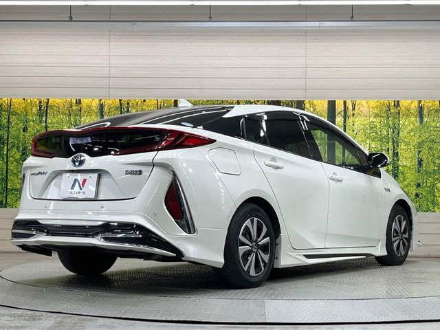 頭金・ボーナス払い不要&最長10年間の設定が可能なオートローンをご用意しております!無理のない支払いプランにて購入が可能です♪