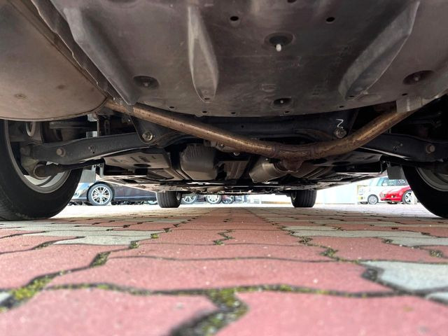 ����肪���ꂢ�Ȃ����ɁA�h�K���H�̎{�H���I�X�X���B�~��n��͂������A���ݕ��ɂ��Z���̕���A��Ń}�����E�E�B���^�[�X�|�[�c���������ɑ�ύD�]���������Ă���܂��B