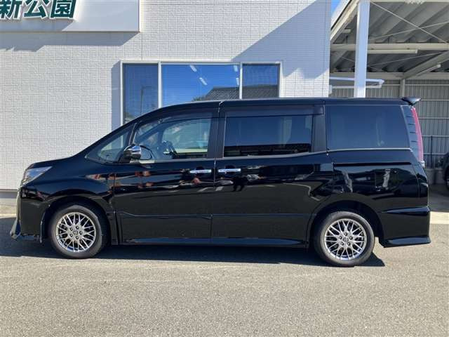 ノア1.8 ハイブリッド Si W×B II