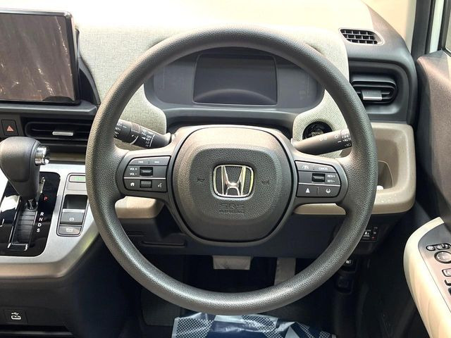 �y�X�e�A�����O�X�C�b�`�z�^�]���A�O������ڐ������炷���ƂȂ��A�I�[�f�B�I���̑��삪�\�ȕ֗��@�\!���S&���K�ȃh���C�u�����o���Ă���܂���