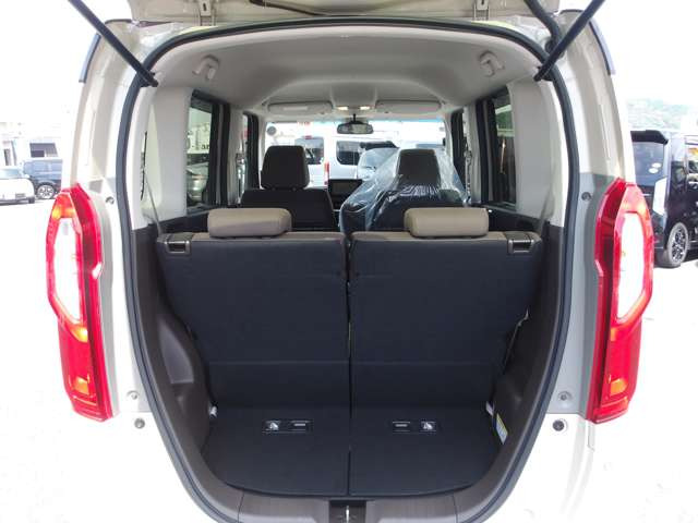 �u�W���ԗ��̐F�Ⴂ�v��u�W����ɖ����ԁv�����T�����܂���