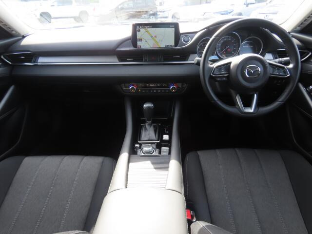 ���O���̐��|�E�K���X�n�{�f�B�R�[�e�B���O��CAR�N���[�j���O���Ǝ҂��{�H�������܂��̂ő�ϐ����B�I���b�N�X�����Ԃł݂͂Ȃ��܂ɉ��K�ȃh���C�u�����񑩁B