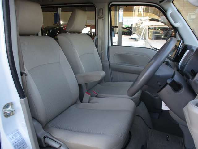 �ЊO9�^SD�i�r�E�t���Z�O�EB�J�����EBT�E�����d���X���C�h�E�I�[�g�X�e�b�v�E�V�[�g�q�[�^�[�E����14AW�E�t�H�O�����v�E�Փˌy���ELKA�E�\�i�[�E4WD