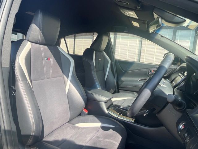 �y�n�[�t���U�[�V�[�g�z�������ƍ���S�n�𗼗������l�C�̃V�[�g���w�ʁE���ʂ̃t�@�u���b�N�f�ނ́A�ʋC���̗ǂ��⊊��ɂ����ɗD��Ă��܂��B�C���╞���ɍ��E���ꂸ���K�ɂ���肢�������܂��B